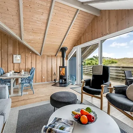 Valia - 400m To The Fjord By Interhome *