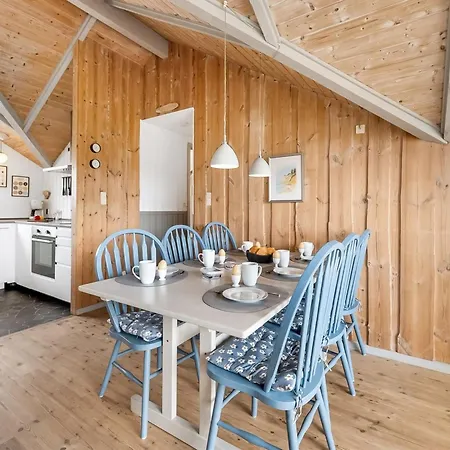 Valia - 400m To The Fjord By Interhome Havrvig