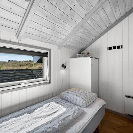Vakantiehuis Valia - 400m To The Fjord By Interhome