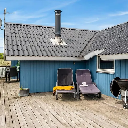 Valia - 400m To The Fjord By Interhome *
